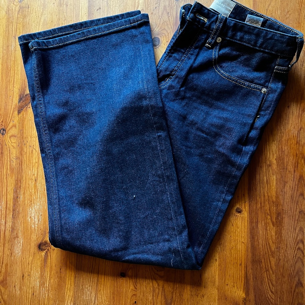 Everlane RN# 139393